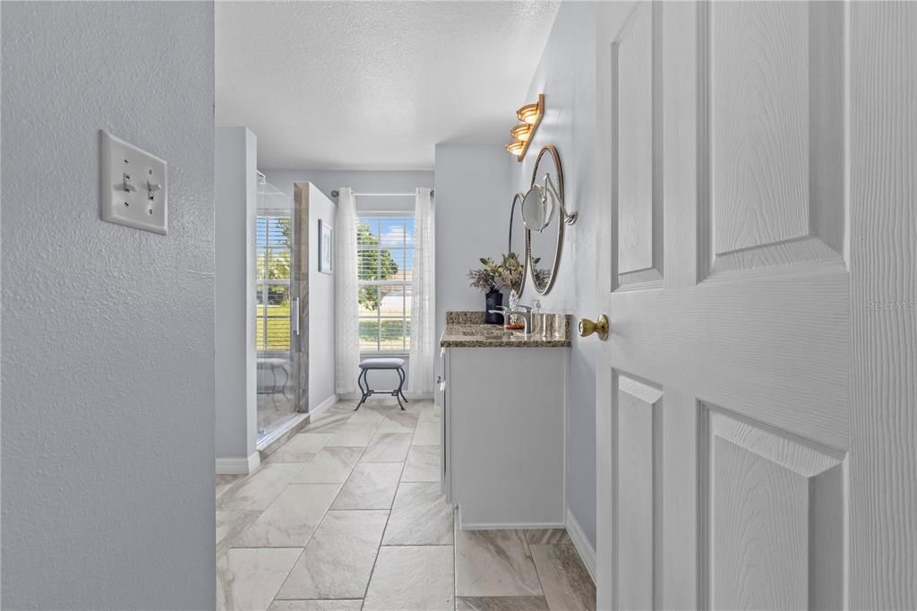 Activo con contrato: $477,990 (5 camas, 3 baños, 2689 Pies cuadrados)