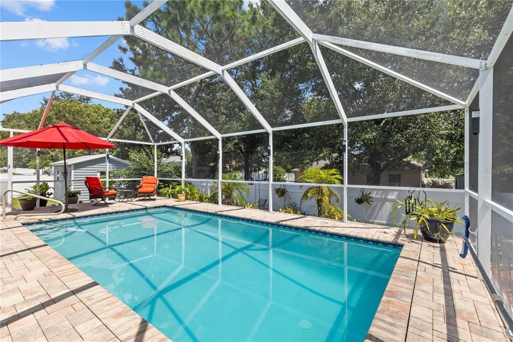 Activo con contrato: $477,990 (5 camas, 3 baños, 2689 Pies cuadrados)