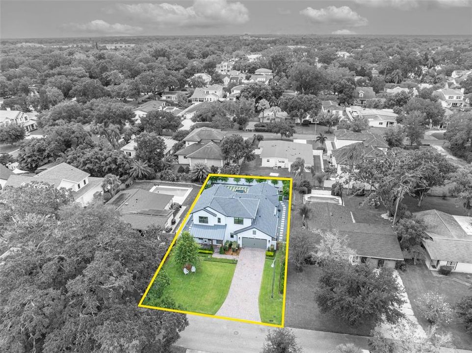 Activo con contrato: $1,995,000 (4 camas, 4 baños, 3314 Pies cuadrados)