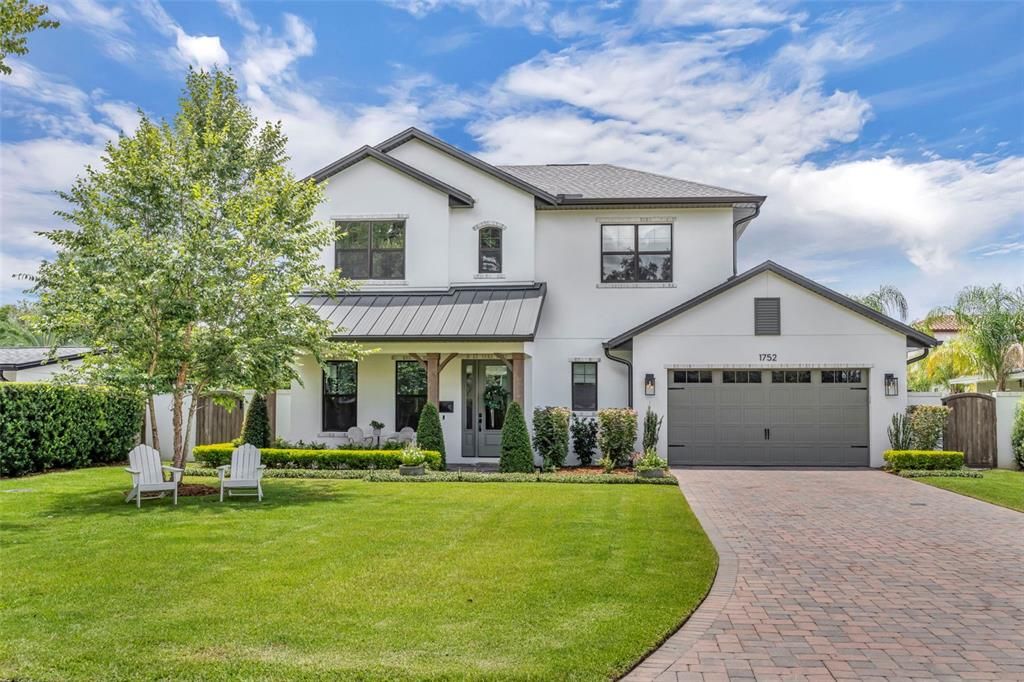 Activo con contrato: $1,995,000 (4 camas, 4 baños, 3314 Pies cuadrados)