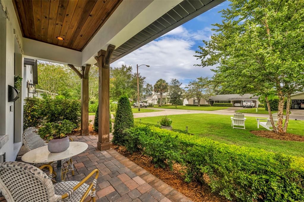 Activo con contrato: $1,995,000 (4 camas, 4 baños, 3314 Pies cuadrados)