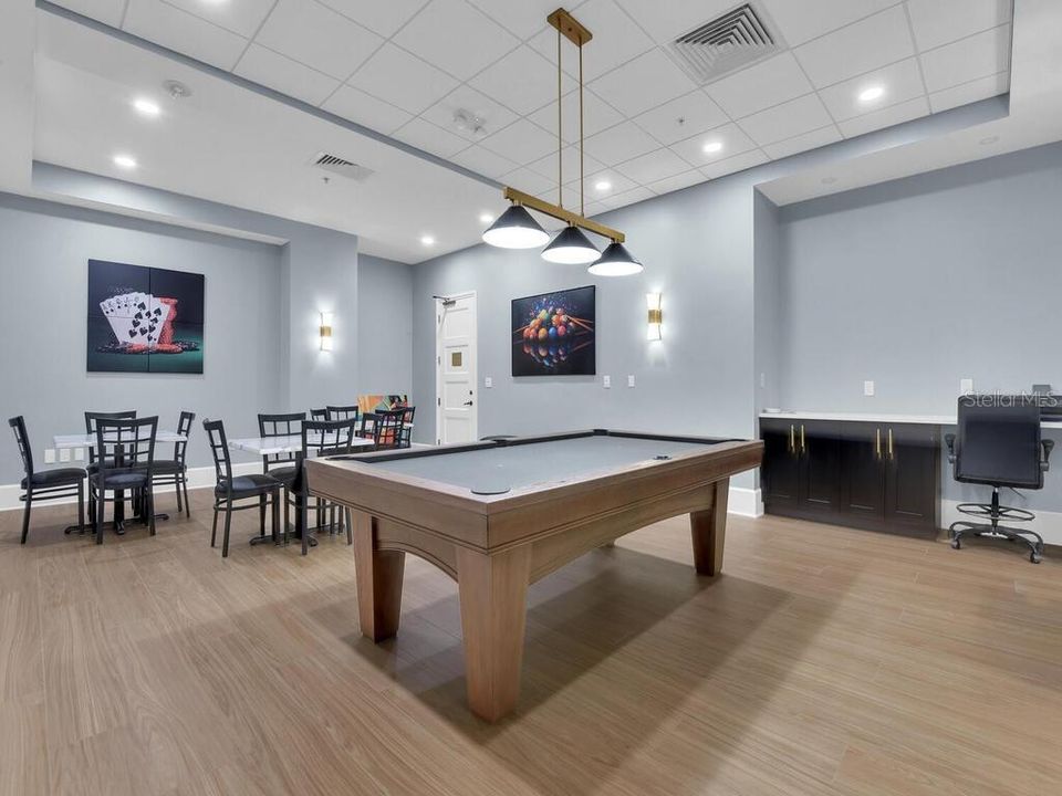 待售: $329,000 (3 贝兹, 2 浴室, 1318 平方英尺)