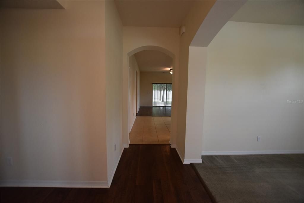 出租: $2,150 (3 贝兹, 2 浴室, 1619 平方英尺)