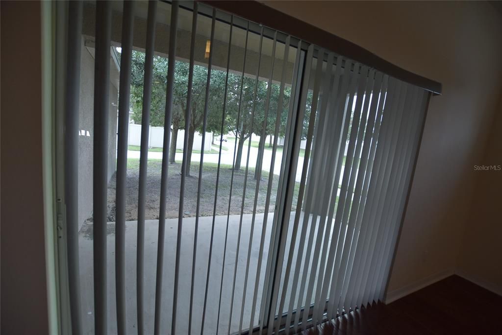 出租: $2,150 (3 贝兹, 2 浴室, 1619 平方英尺)