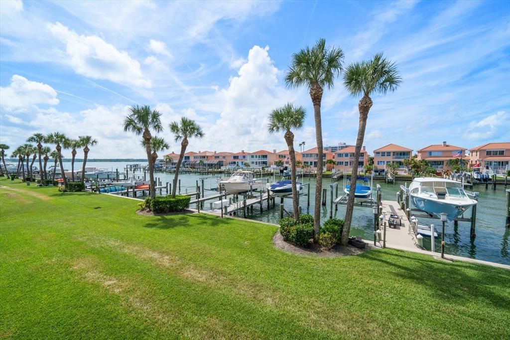 For Sale: $1,450,000 (3 beds, 3 baths, 2150 Square Feet)