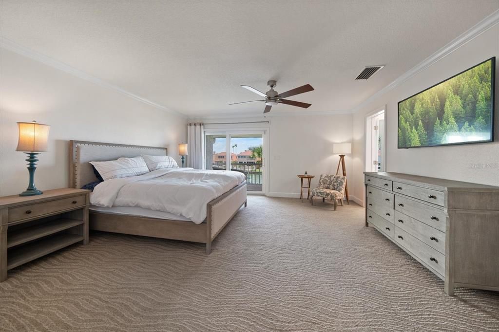 For Sale: $1,450,000 (3 beds, 3 baths, 2150 Square Feet)