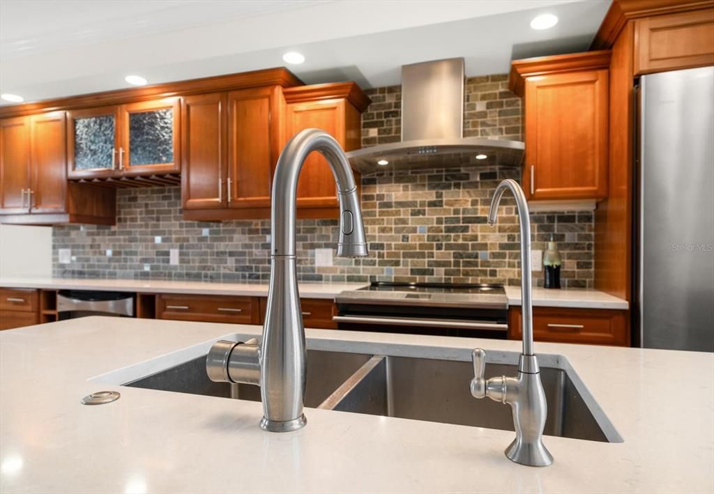 For Sale: $1,450,000 (3 beds, 3 baths, 2150 Square Feet)