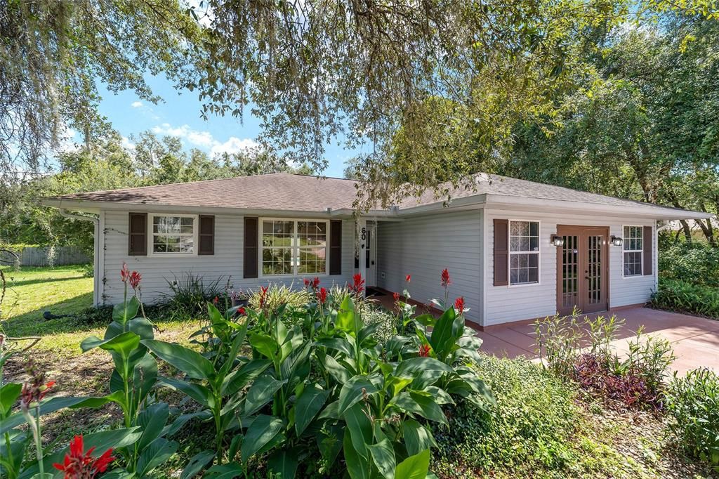 合同活跃: $299,000 (3 贝兹, 2 浴室, 1608 平方英尺)