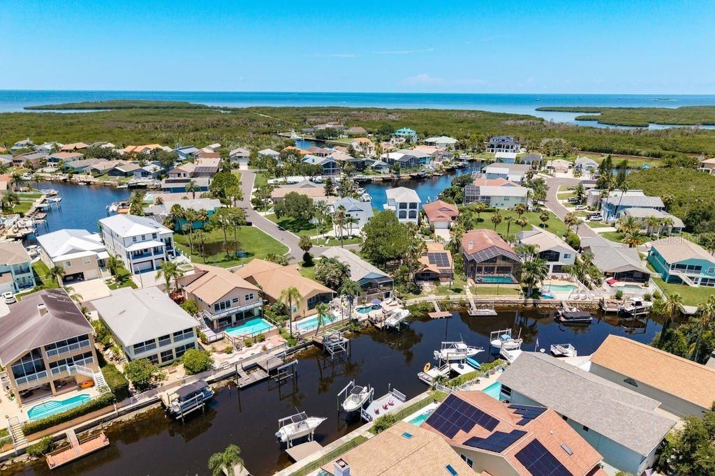 For Sale: $699,777 (2 beds, 2 baths, 1390 Square Feet)