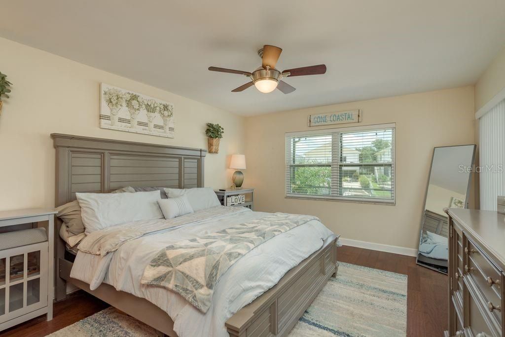 For Sale: $699,777 (2 beds, 2 baths, 1390 Square Feet)