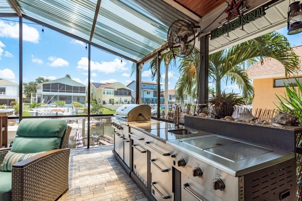 For Sale: $699,777 (2 beds, 2 baths, 1390 Square Feet)