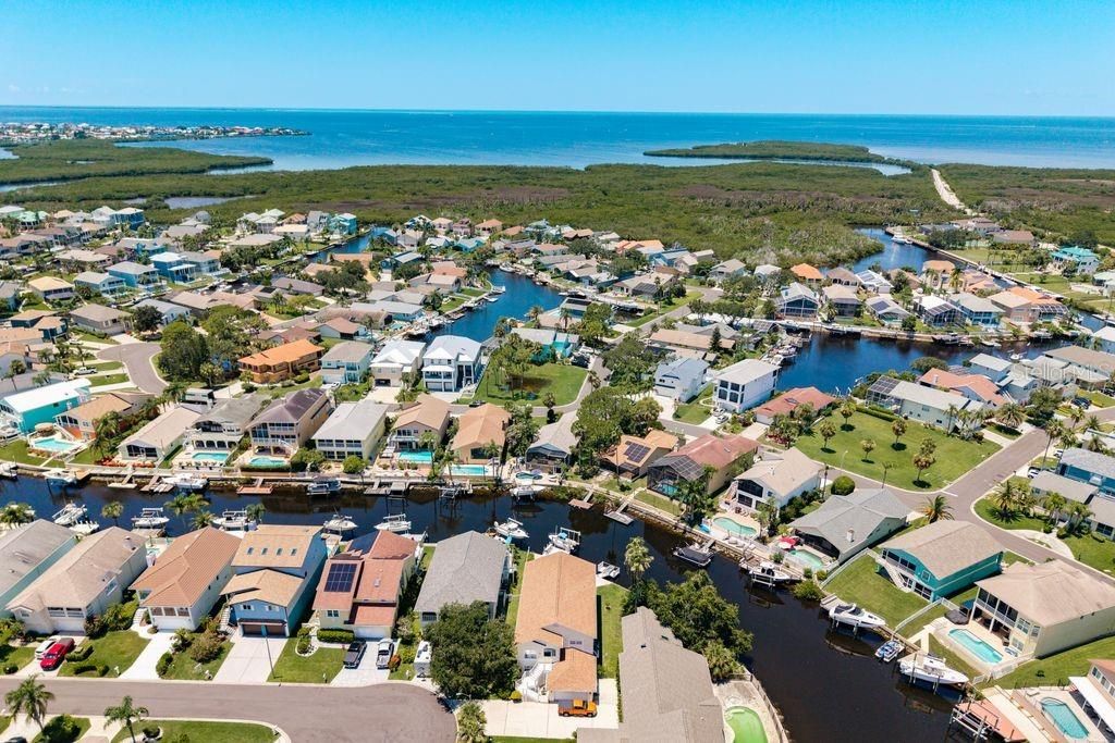 For Sale: $699,777 (2 beds, 2 baths, 1390 Square Feet)