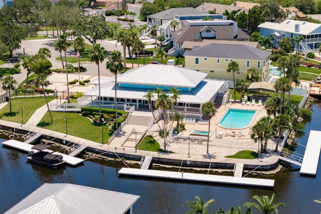 For Sale: $699,777 (2 beds, 2 baths, 1390 Square Feet)