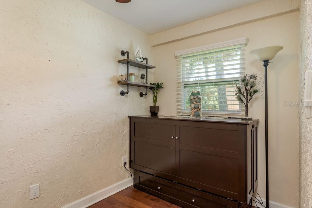 For Sale: $699,777 (2 beds, 2 baths, 1390 Square Feet)