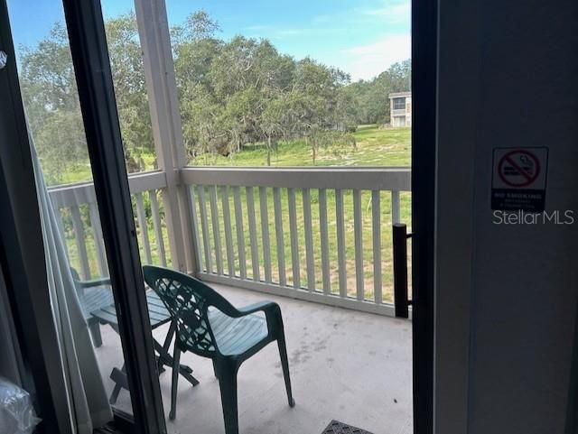 For Sale: $147,900 (2 beds, 2 baths, 1123 Square Feet)