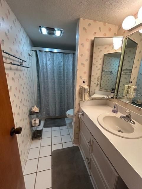 For Sale: $147,900 (2 beds, 2 baths, 1123 Square Feet)