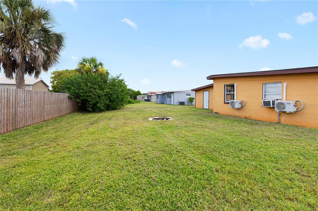 Active With Contract: $139,000 (3 beds, 1 baths, 1100 Square Feet)
