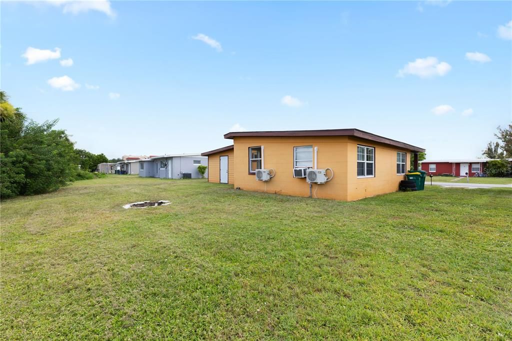 Active With Contract: $139,000 (3 beds, 1 baths, 1100 Square Feet)