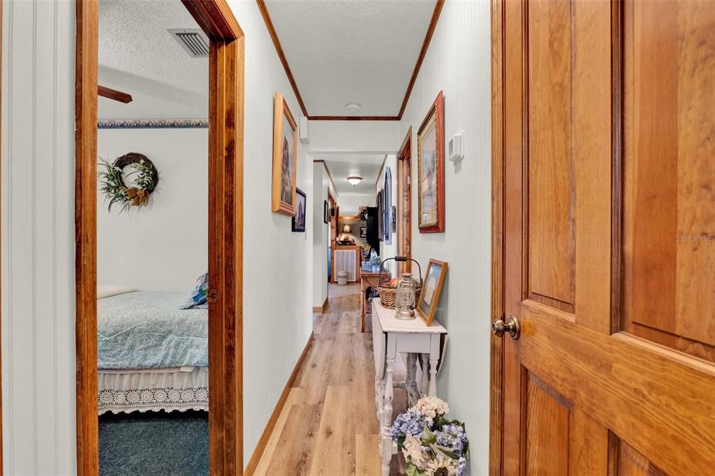 Active With Contract: $285,000 (3 beds, 2 baths, 1944 Square Feet)