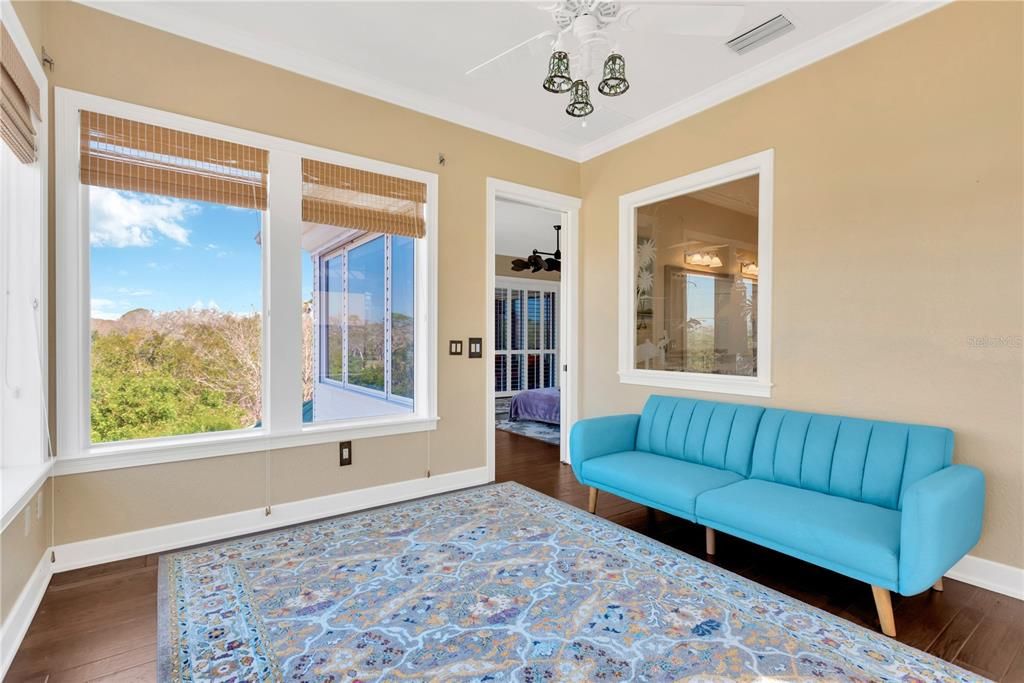 For Sale: $2,100,000 (4 beds, 3 baths, 2990 Square Feet)