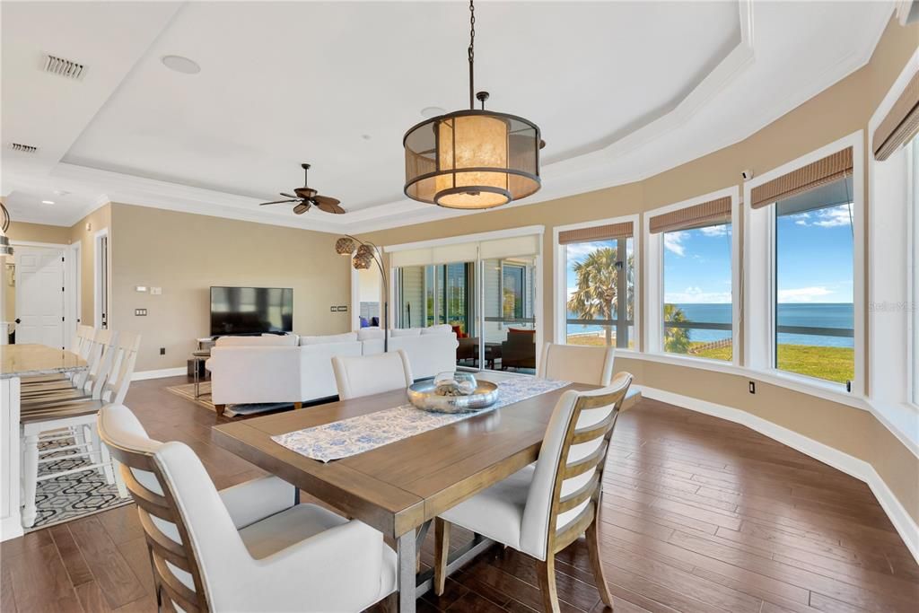 For Sale: $2,100,000 (4 beds, 3 baths, 2990 Square Feet)