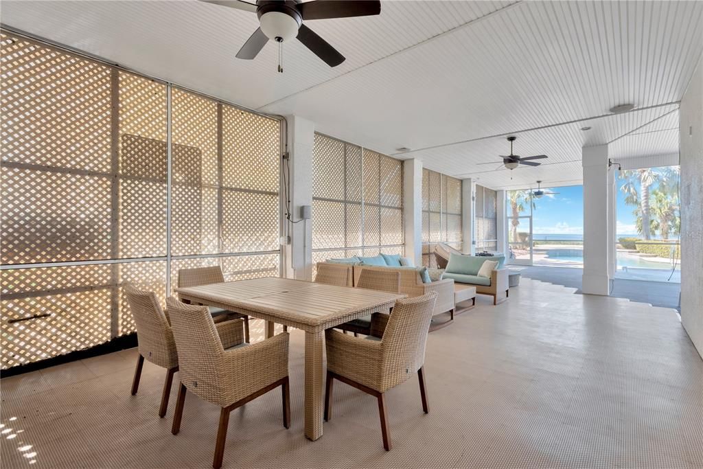 For Sale: $2,100,000 (4 beds, 3 baths, 2990 Square Feet)