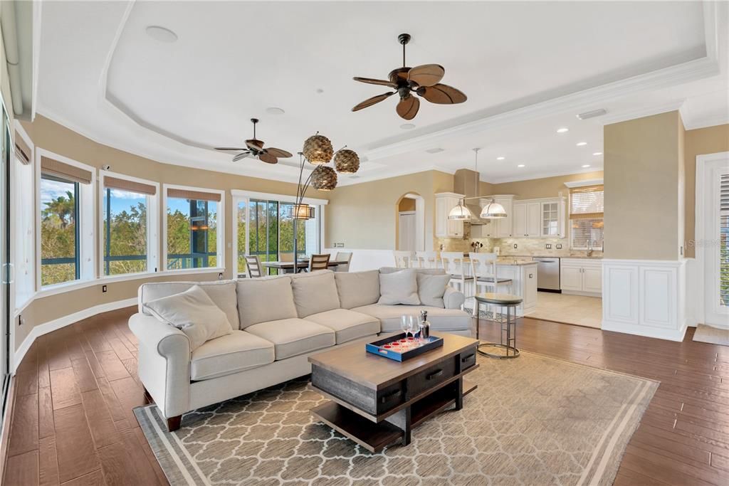 For Sale: $2,100,000 (4 beds, 3 baths, 2990 Square Feet)