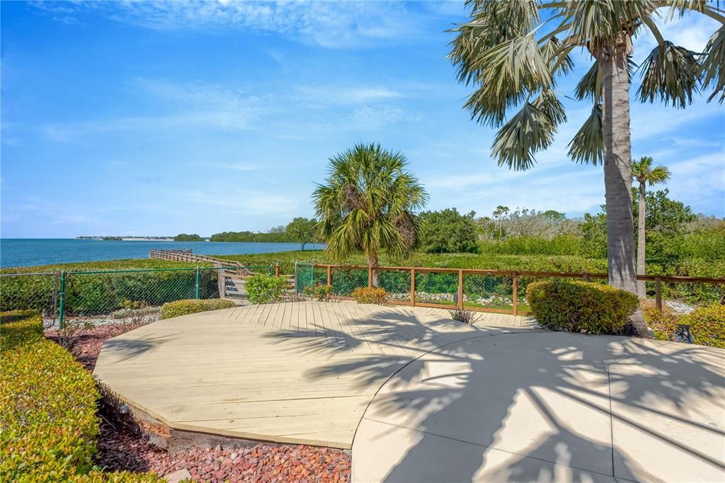 For Sale: $2,100,000 (4 beds, 3 baths, 2990 Square Feet)