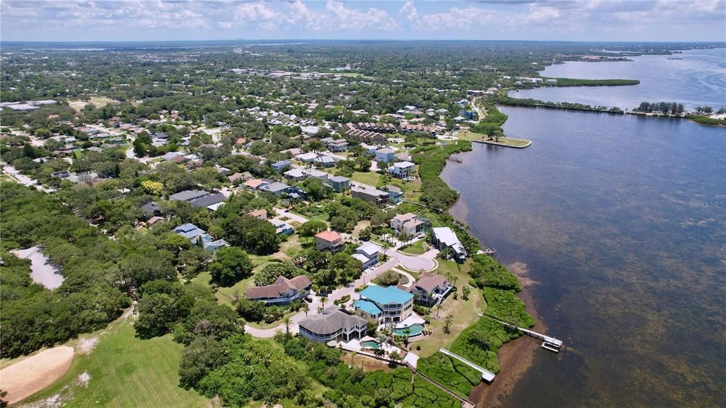 For Sale: $2,100,000 (4 beds, 3 baths, 2990 Square Feet)