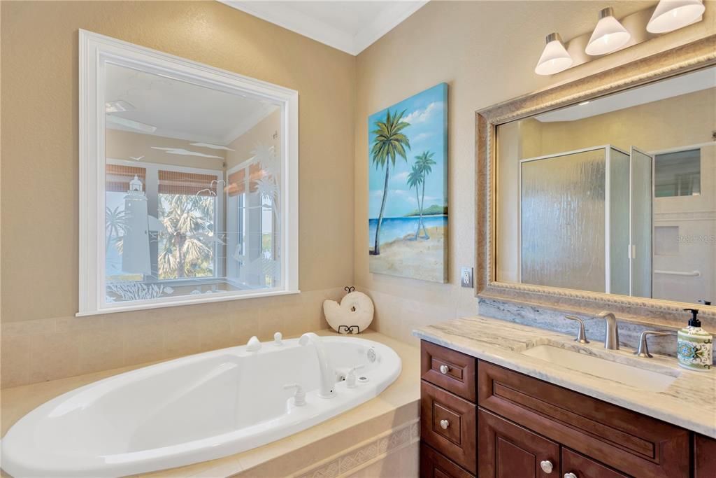 For Sale: $2,100,000 (4 beds, 3 baths, 2990 Square Feet)