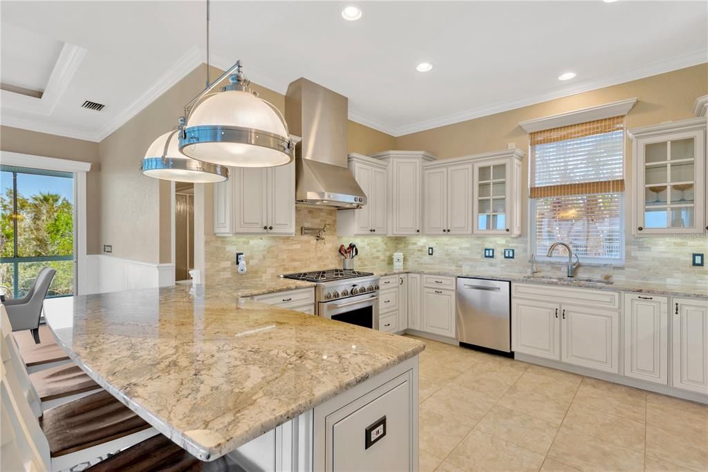 For Sale: $2,100,000 (4 beds, 3 baths, 2990 Square Feet)