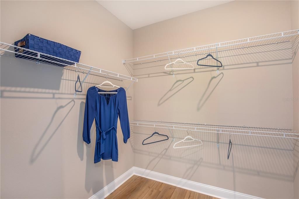 Active With Contract: $469,900 (3 beds, 2 baths, 1851 Square Feet)