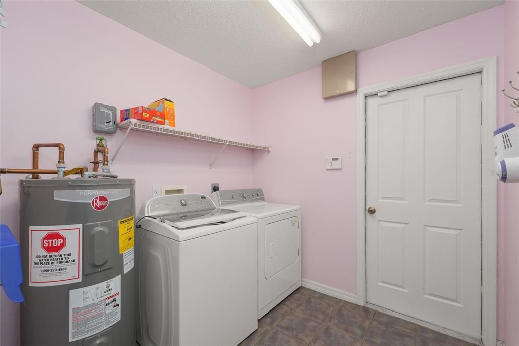 En Venta: $285,000 (2 camas, 2 baños, 1532 Pies cuadrados)