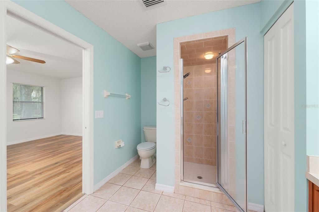 En Venta: $285,000 (2 camas, 2 baños, 1532 Pies cuadrados)