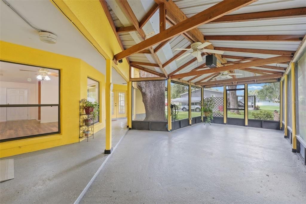 En Venta: $285,000 (2 camas, 2 baños, 1532 Pies cuadrados)