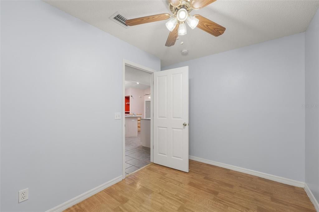 En Venta: $285,000 (2 camas, 2 baños, 1532 Pies cuadrados)