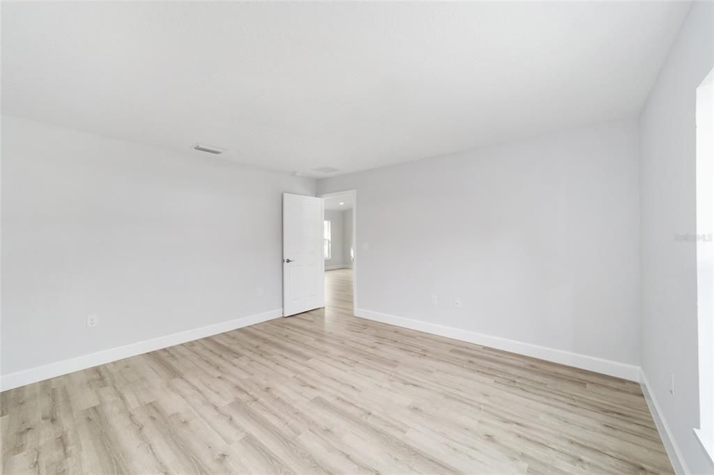 En Venta: $229,900 (3 camas, 2 baños, 1267 Pies cuadrados)