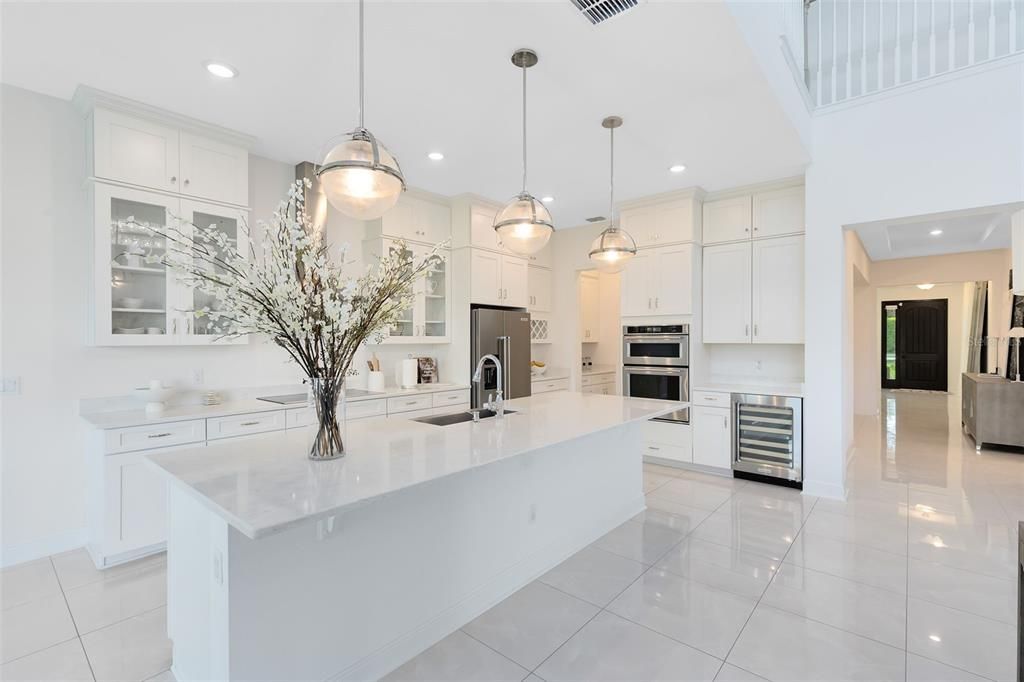 На продажу: $1,149,900 (4 спален, 3 ванн, 4299 Квадратных фут)