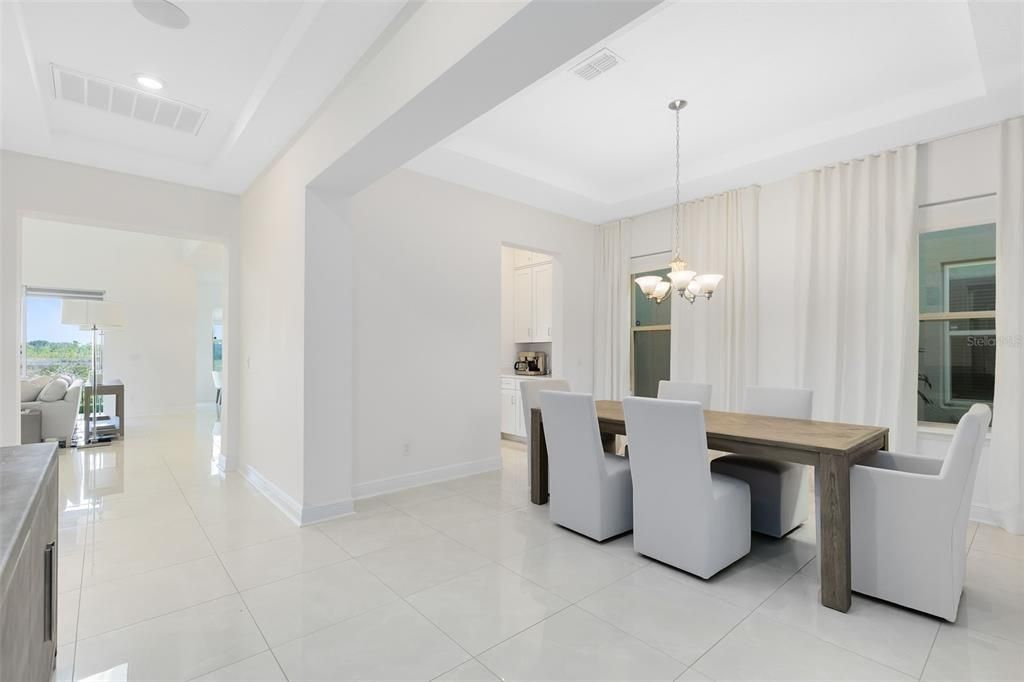 На продажу: $1,149,900 (4 спален, 3 ванн, 4299 Квадратных фут)