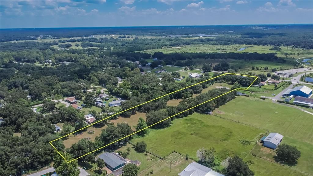 Под контрактом: $525,000 (3 спален, 3 ванн, 1524 Квадратных фут)