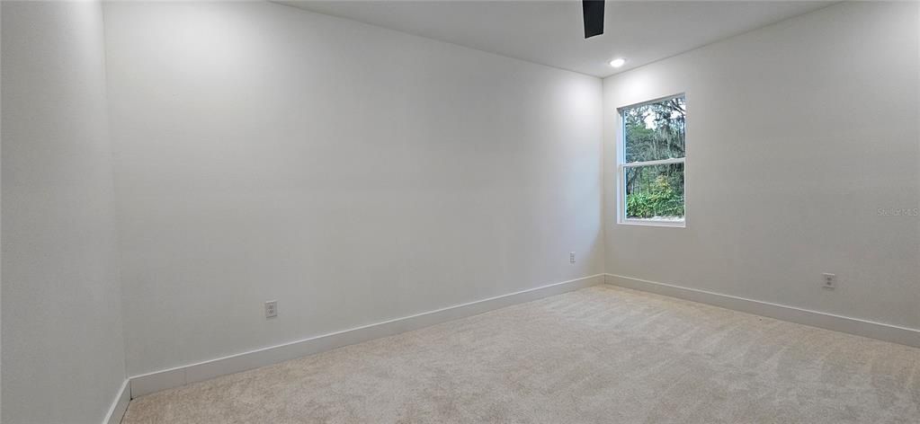 待售: $629,000 (4 贝兹, 2 浴室, 2660 平方英尺)