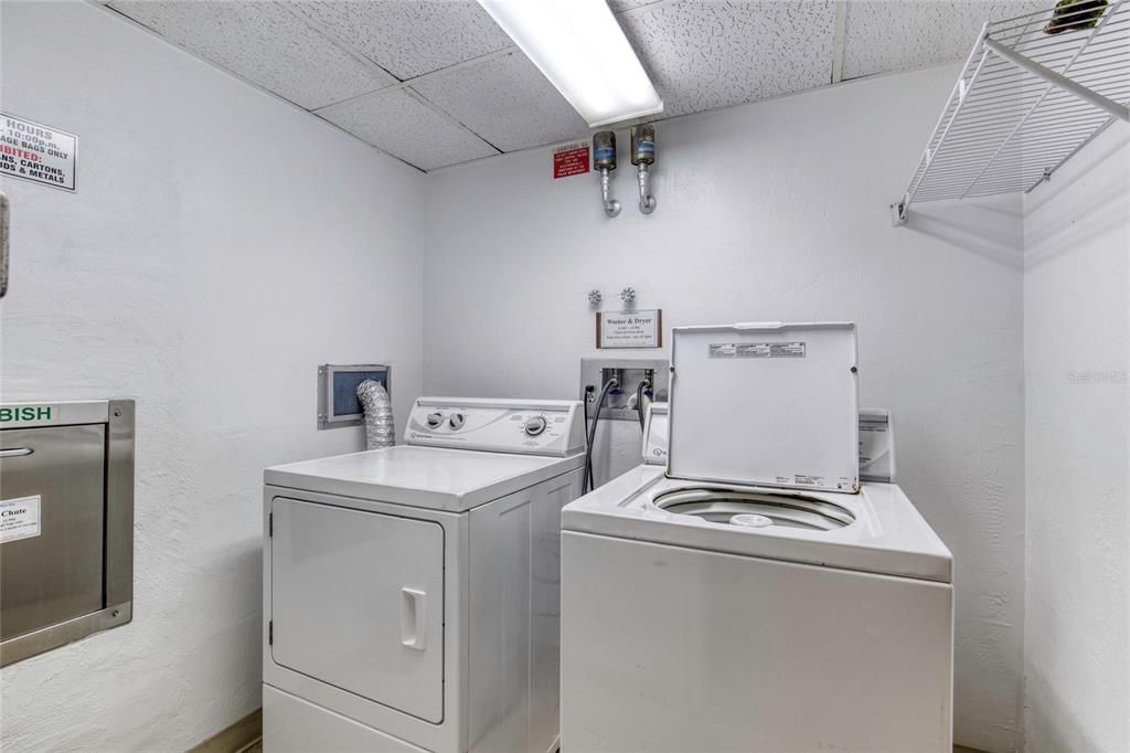 Active With Contract: $130,000 (1 beds, 1 baths, 1010 Square Feet)