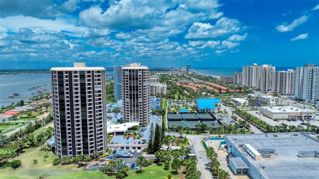 Active With Contract: $130,000 (1 beds, 1 baths, 1010 Square Feet)