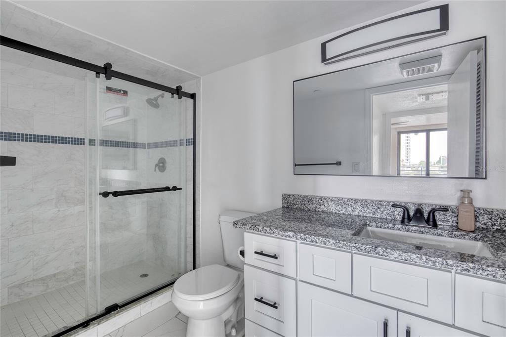 Active With Contract: $130,000 (1 beds, 1 baths, 1010 Square Feet)