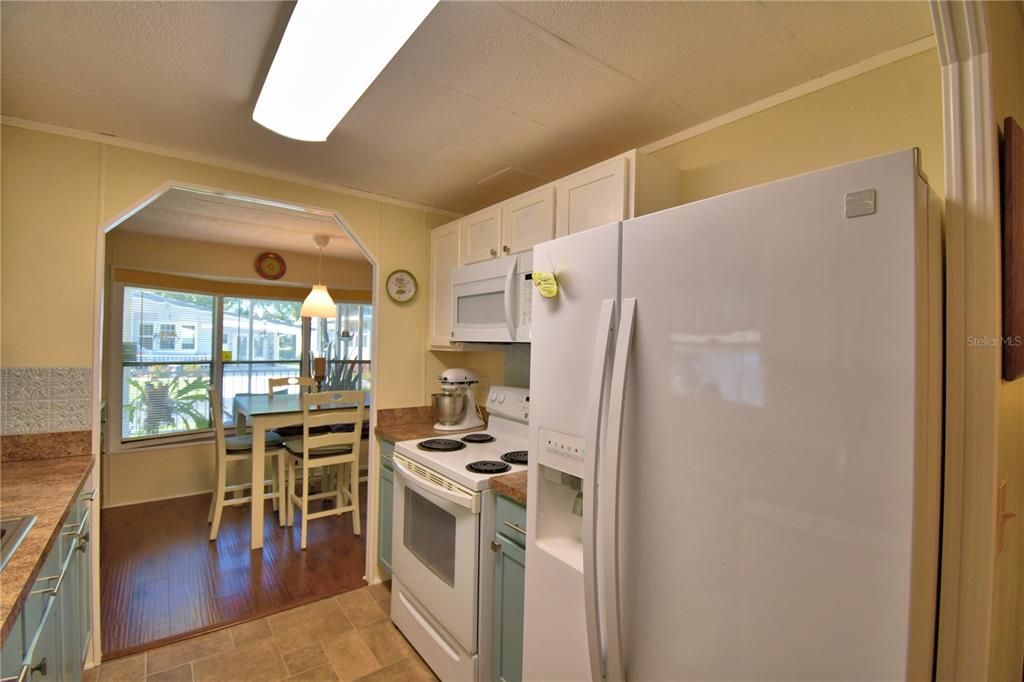 На продажу: $135,000 (2 спален, 2 ванн, 1056 Квадратных фут)