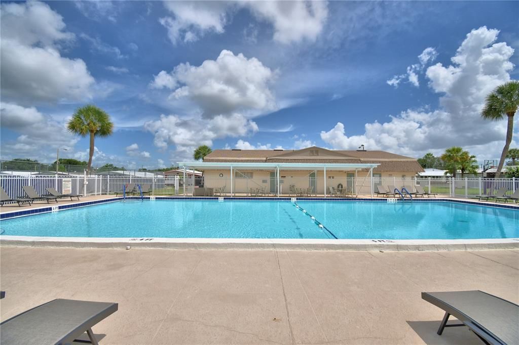 На продажу: $135,000 (2 спален, 2 ванн, 1056 Квадратных фут)