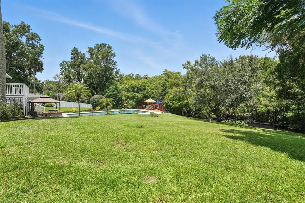 For Sale: $799,000 (5 beds, 3 baths, 3094 Square Feet)