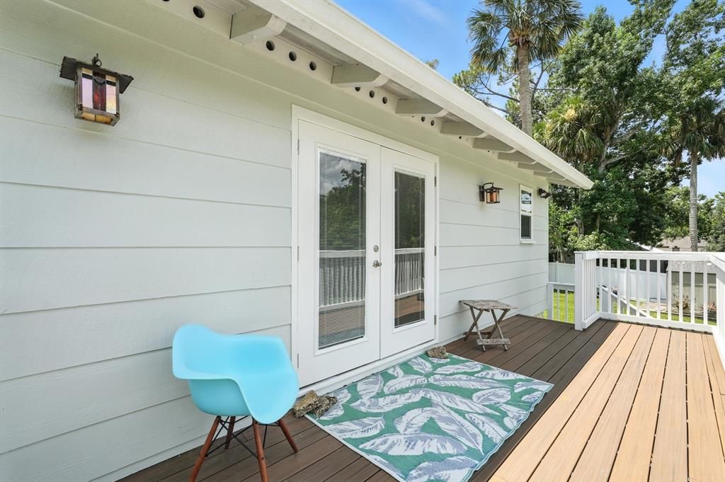 For Sale: $799,000 (5 beds, 3 baths, 3094 Square Feet)