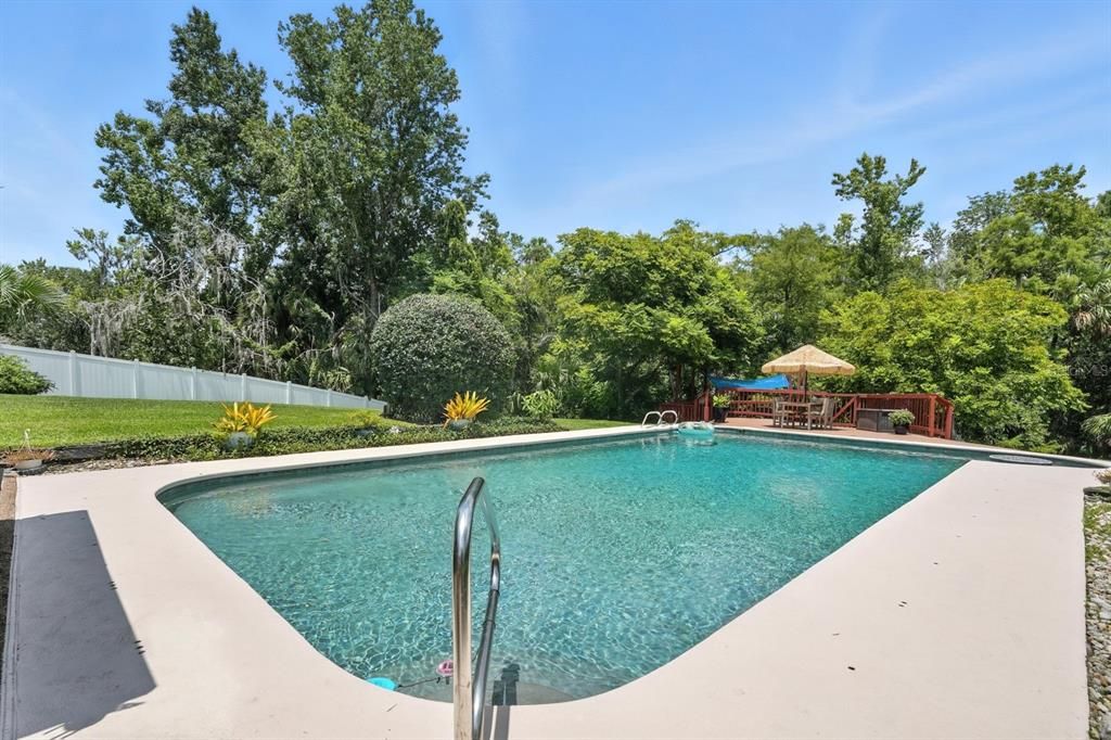 For Sale: $799,000 (5 beds, 3 baths, 3094 Square Feet)