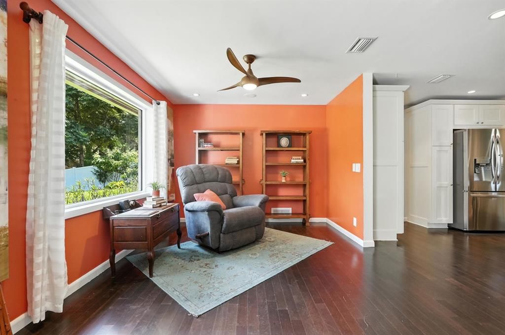 For Sale: $799,000 (5 beds, 3 baths, 3094 Square Feet)